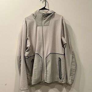 Lululemon Men’s Water Repellant Fleece Hiking Jacket in Gray